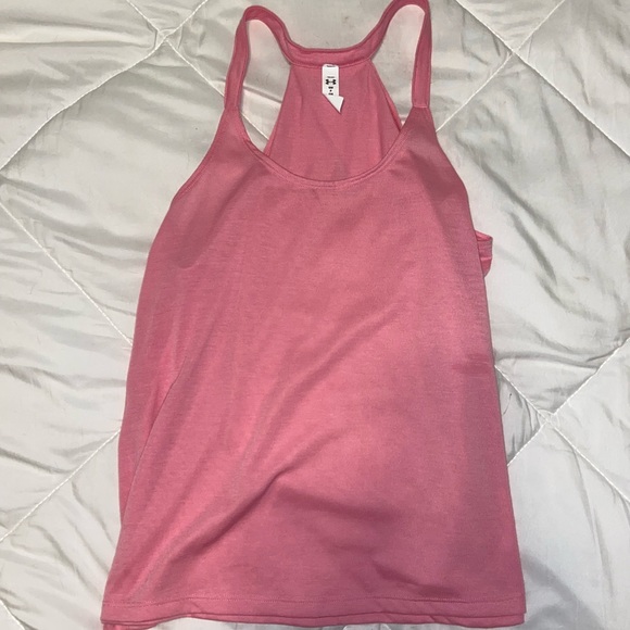 Pink under armour top - Picture 2 of 4